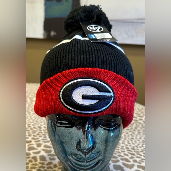 NWT UGA Georgia Bulldogs Pom Beanie with Logo~OS~Black w White Stripe~$35 - Picture 11 of 11